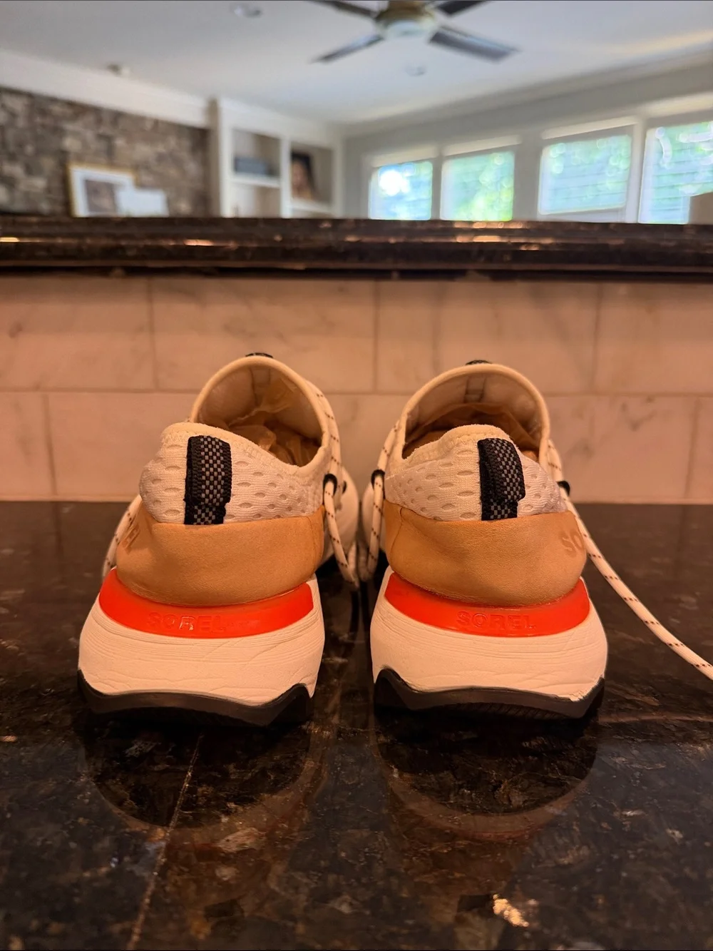 Women’s kinetic lace sneaker Sorel